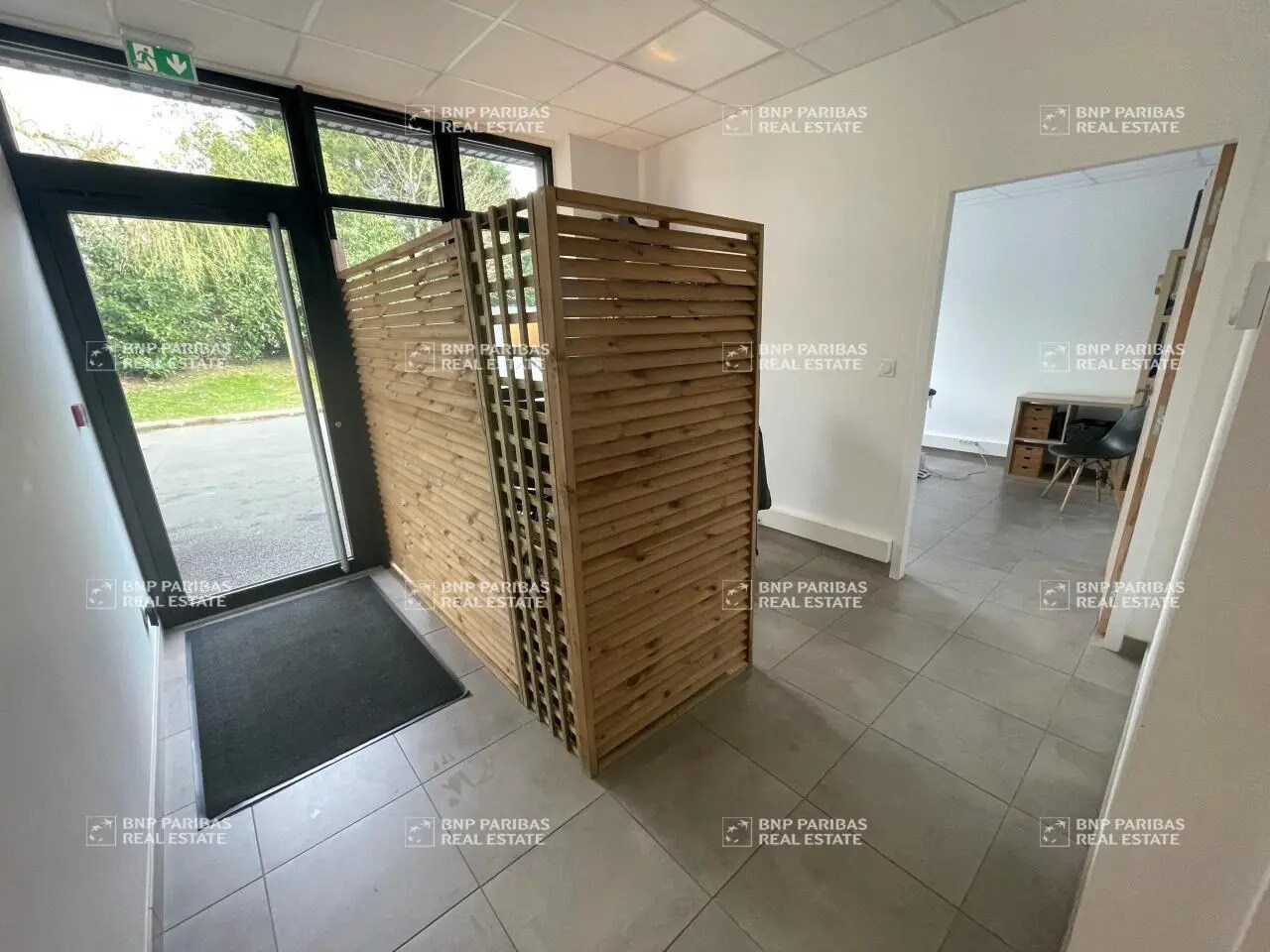 Local d'activités dans La Mézière à vendre Photo intérieure– Image 1 sur 11