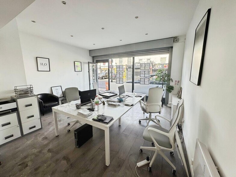 10-18 Portland Rd, Londres à louer - Photo de l’immeuble – Image 2 sur 4