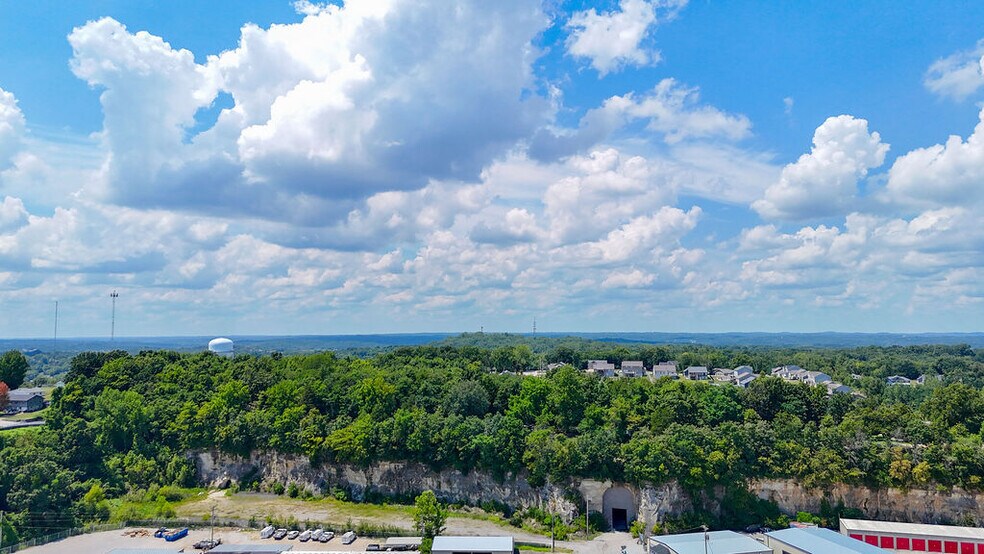 20 Cave Industrial dr, Crystal City, MO à louer - Photo de l’immeuble – Image 3 sur 38