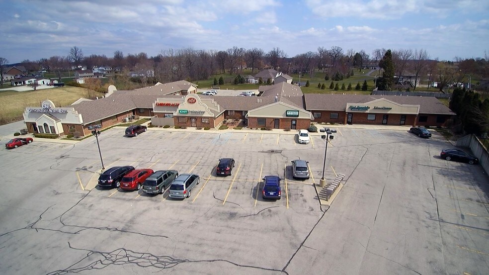 1169 N Main St, Bluffton, IN à louer - Photo principale – Image 1 sur 1