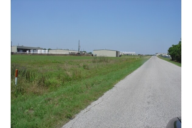 41057 Park 290 Dr, Waller, TX à vendre - Photo principale – Image 1 sur 8