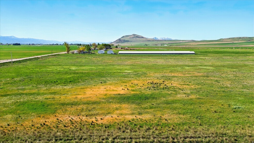 4860 12200 N, Cornish, UT à vendre - Photo de l’immeuble – Image 3 sur 8