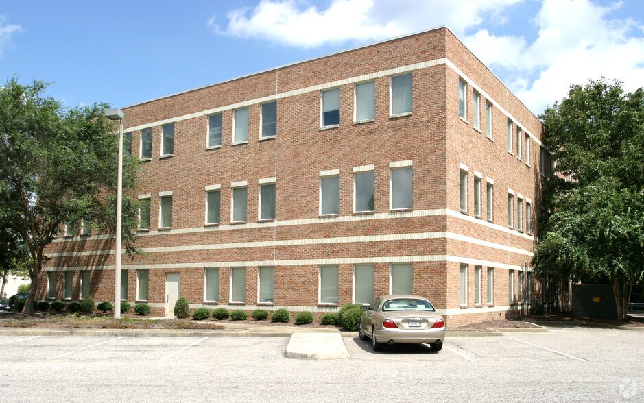 111 Mill Creek Pky, Chesapeake, VA à louer - Photo de l’immeuble – Image 3 sur 6