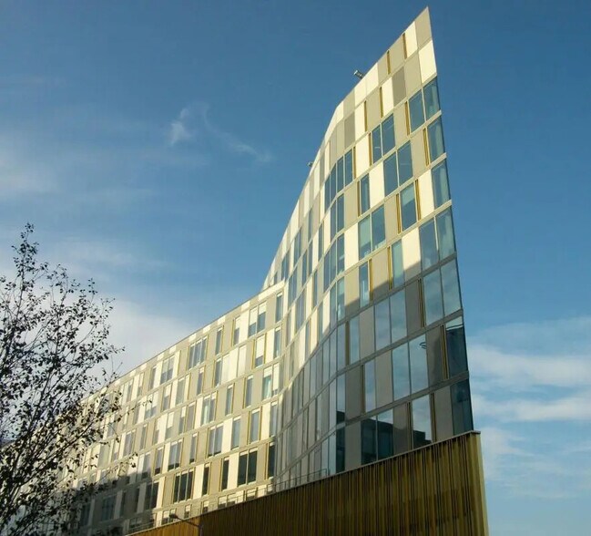 Bureau dans Lille à louer - Photo de l’immeuble – Image 1 sur 5