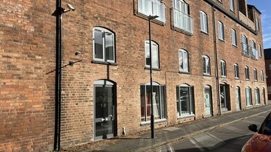 Wharf St, Warwick à louer Photo de l’immeuble– Image 2 sur 11