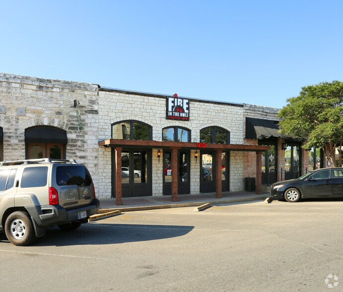 103 E Main Ave, Round Rock, TX à louer - Photo principale – Image 1 sur 9
