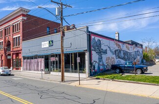 Plus de détails pour 114-116 Water St, Torrington, CT - Local commercial à louer