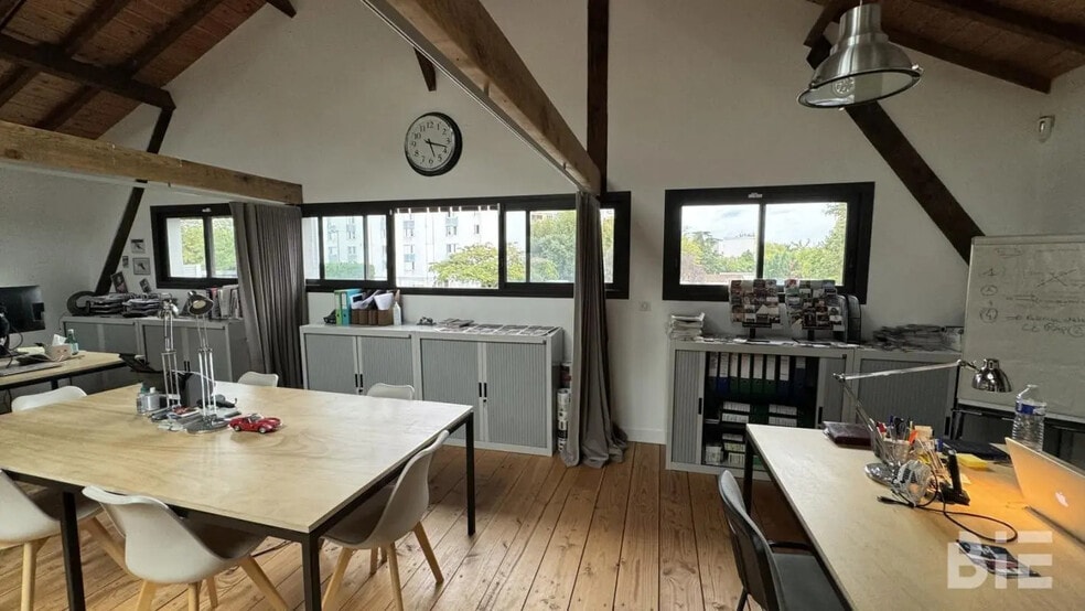 Local d’activités dans Bordeaux à louer - Photo intérieure – Image 2 sur 12