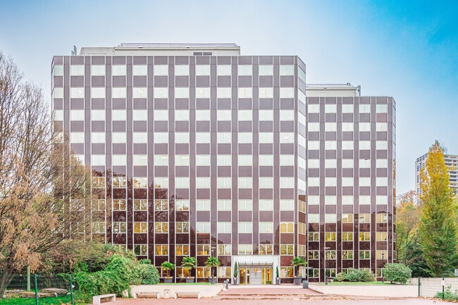 Plus de détails pour 17 Quai Joseph Gillet, Lyon - Bureau à louer