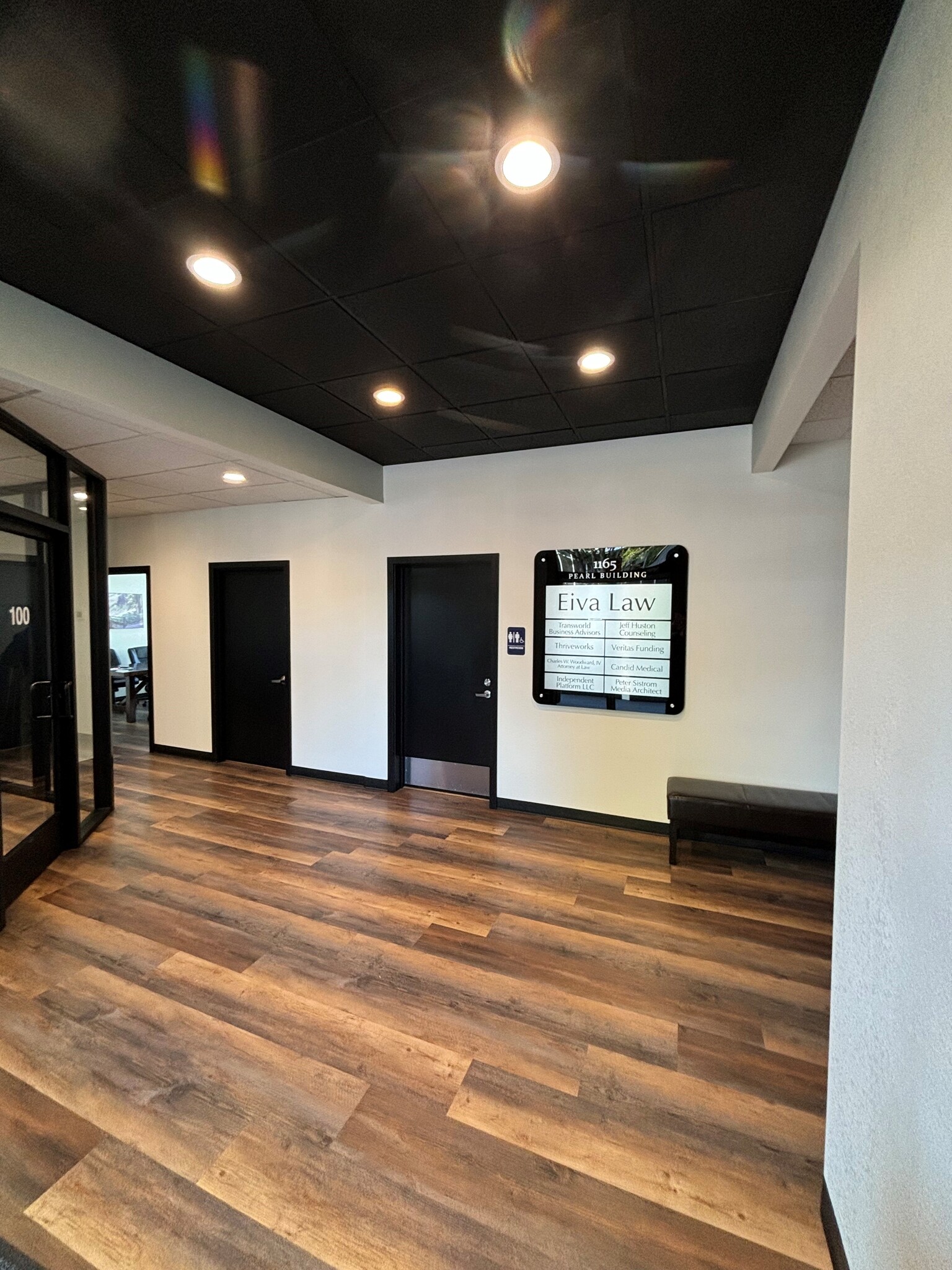 1165 Pearl St, Eugene, OR à louer Hall d’entrée– Image 1 sur 8