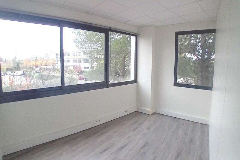 Bureau dans Pérols à louer - Photo de l’immeuble – Image 2 sur 12
