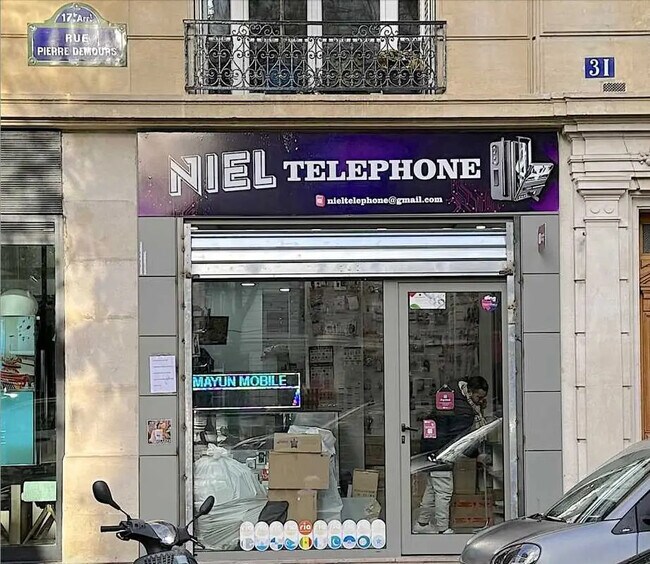 Plus de détails pour Local commercial à louer