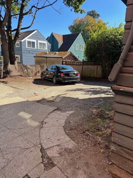 4722 20th Ave NE, Seattle, WA à vendre - Photo de l’immeuble – Image 2 sur 5