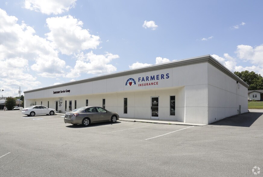 419-439 S Charles G Seivers, Clinton, TN à louer - Photo de l’immeuble – Image 3 sur 4
