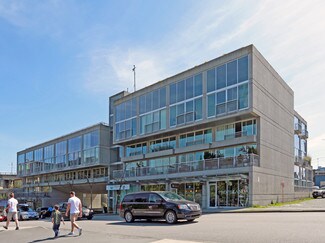 Plus de détails pour 1540 W 2nd Ave, Vancouver, BC - Logement à vendre