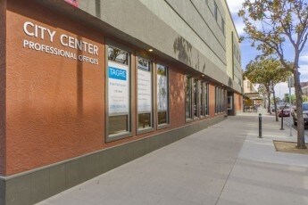 948 11th St, Modesto, CA à louer - Photo de l’immeuble – Image 3 sur 11