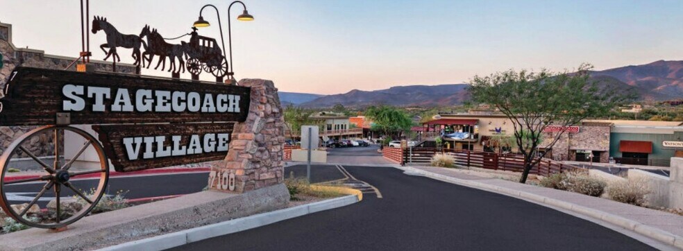 7100 E Cave Creek Rd, Cave Creek, AZ à vendre - Photo de l’immeuble – Image 2 sur 13