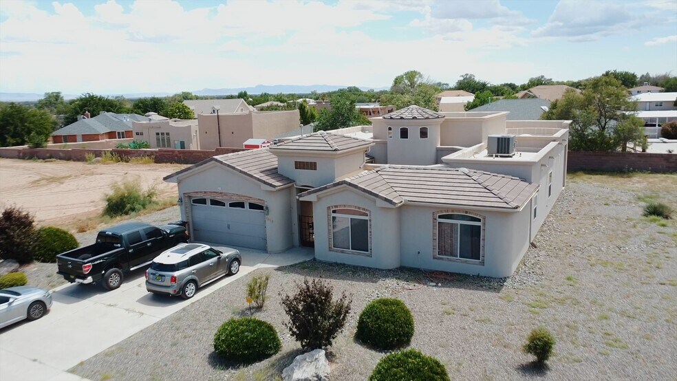 407 S Mesa Rd, Belen, NM à vendre - Vidéo sur l’annonce professionnelle – Image 2 sur 3