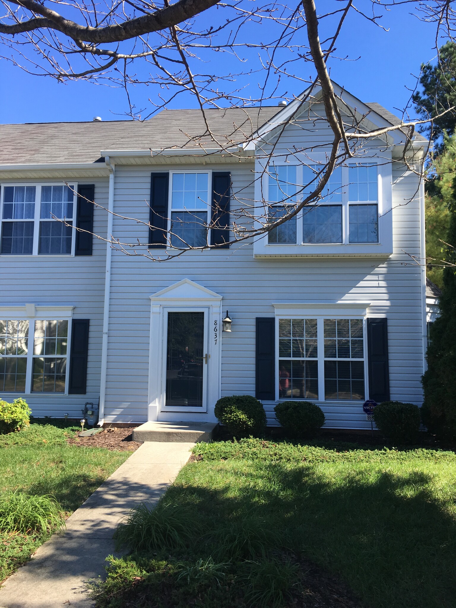 8637 Millstream Dr, Henrico, VA à vendre Photo principale– Image 1 sur 2