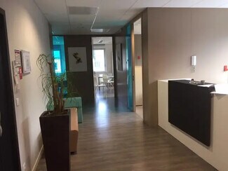 Plus de détails pour Bureau à louer