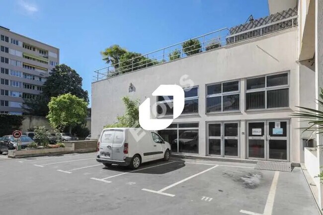 Plus de détails pour 37 Avenue De La Marne, Montrouge - Bureau à louer