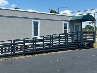 Plus de détails pour 9200 66th St, Pinellas Park, FL - Local commercial à vendre