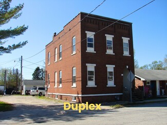 Plus de détails pour 111 N Poplar St, Mount Olive, IL - Logement à vendre