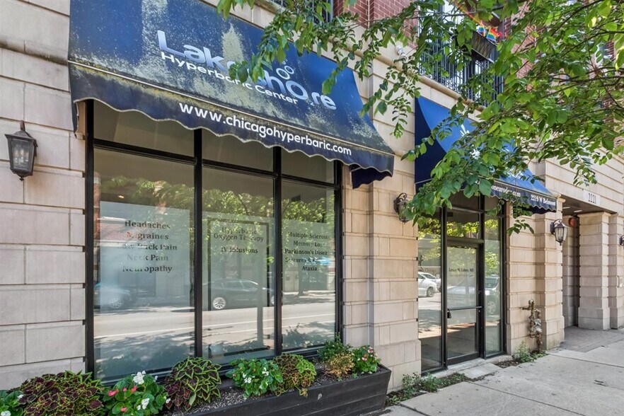 2219-2223 W Belmont Ave, Chicago, IL à vendre - Photo de l’immeuble – Image 2 sur 32