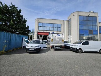 Plus de détails pour Local d'activités à louer