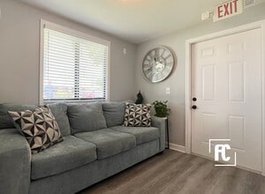 945 SW Martin Downs Blvd, Palm City, FL à louer Photo intérieure– Image 2 sur 10