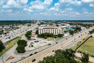 811 S Central Expy, Richardson, TX - VUE AÉRIENNE  vue de carte
