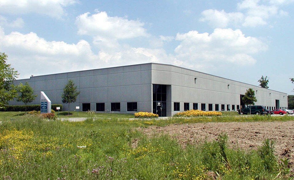 953-977 S Northpoint Blvd, Waukegan, IL à louer - Photo de l’immeuble – Image 1 sur 6