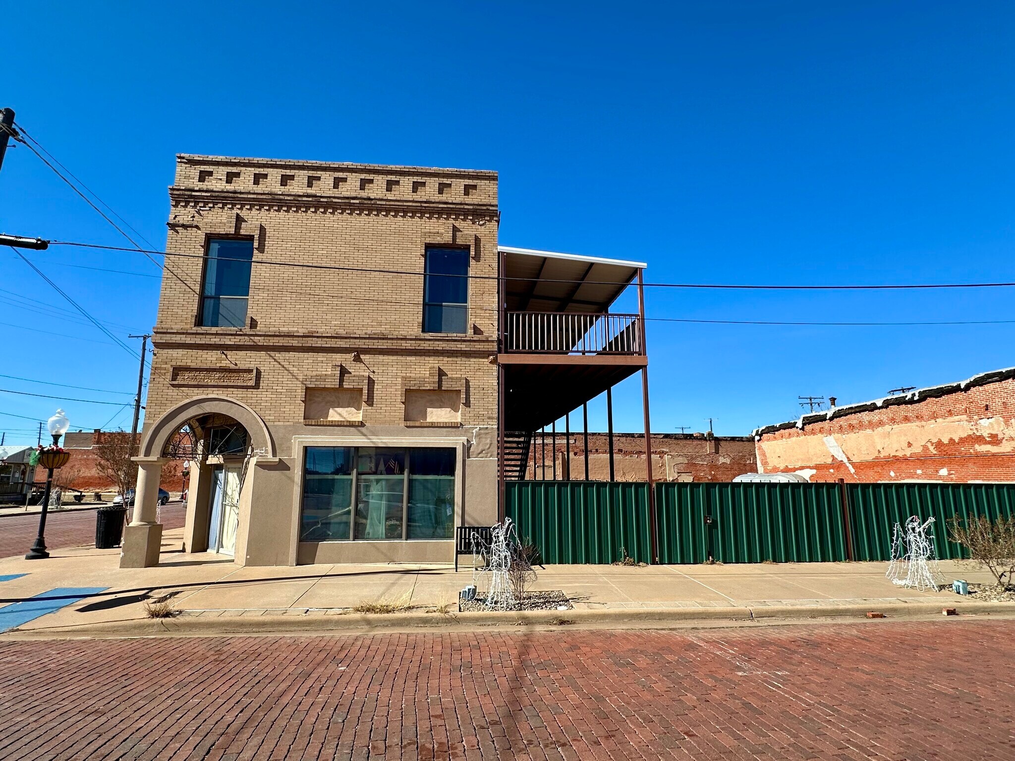 101 N Waggoner St, Electra, TX à vendre Photo principale– Image 1 sur 30