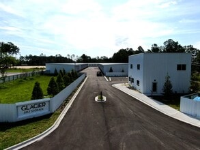 11691 Industry Dr, Jacksonville, FL à louer Aérien– Image 1 sur 13