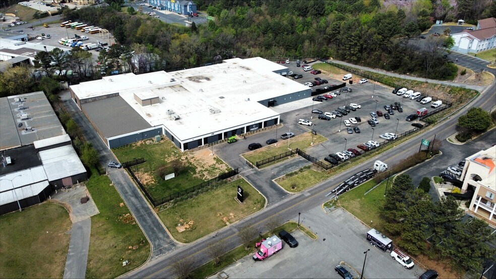 190 Vulcan Rd, Birmingham, AL à vendre - Photo de l’immeuble – Image 2 sur 6