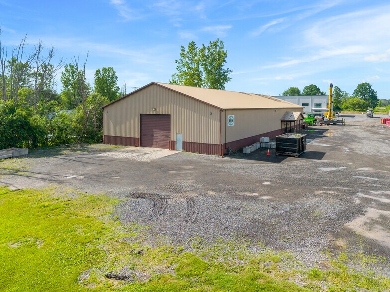 751 County Route 37, Central Square, NY à louer - Photo de l’immeuble – Image 3 sur 37