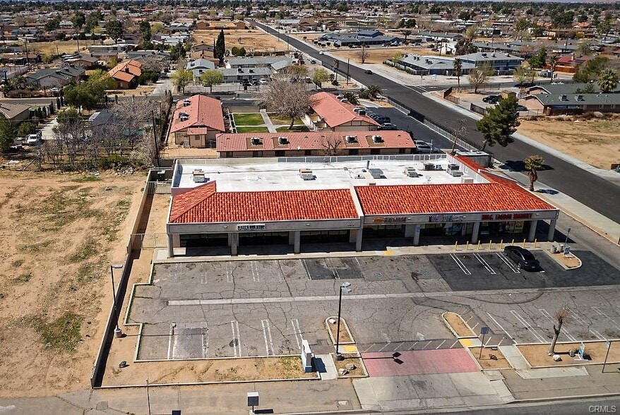 13534 Navajo Rd, Apple Valley, CA à louer - Aérien – Image 2 sur 6