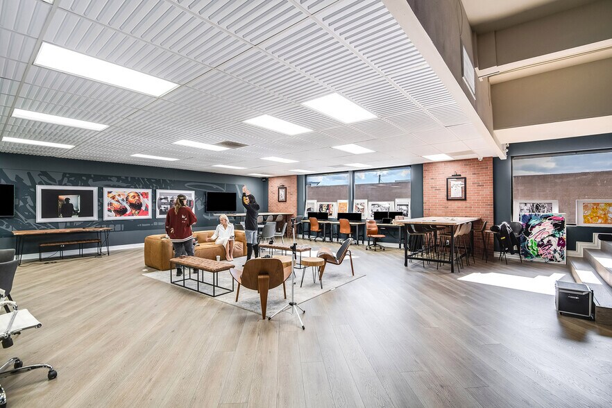 6746 Valjean Ave, Van Nuys, CA à vendre - Photo intérieure – Image 3 sur 28