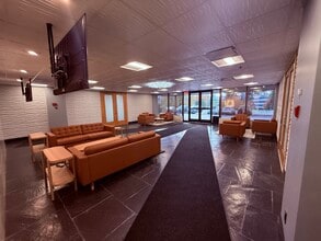 420 Columbus Ave, Valhalla, NY à louer Photo intérieure– Image 1 sur 17