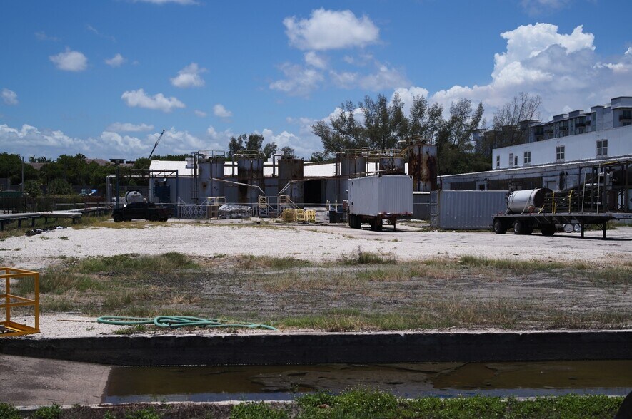 1001 21st st, Fort Lauderdale, FL à louer - Photo de l’immeuble – Image 2 sur 2