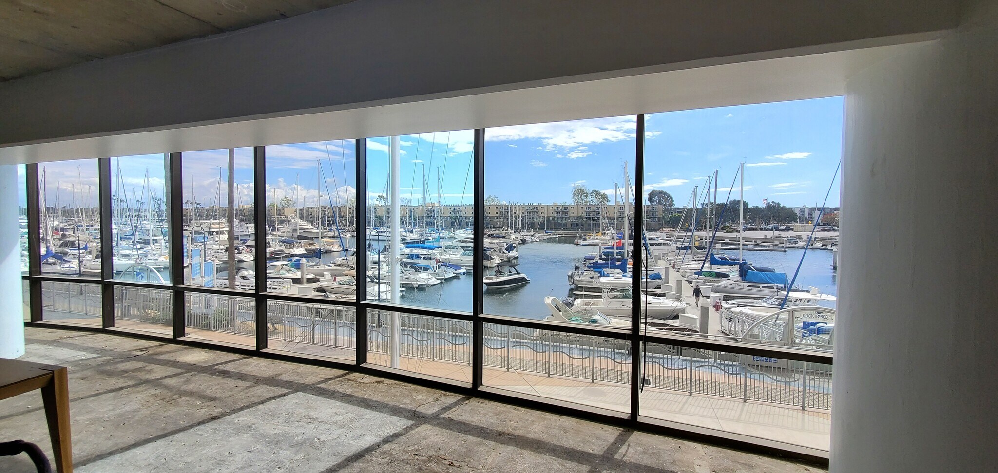 4333 Admiralty Way, Marina Del Rey, CA à louer Photo intérieure– Image 1 sur 3