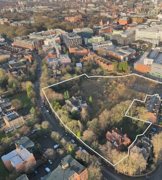 Hathersage Rd, Manchester à vendre - Photo principale – Image 1 sur 1