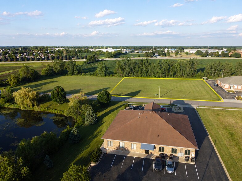 Lot 103 Mediterranean Dr, Sycamore, IL à vendre - Photo de l’immeuble – Image 2 sur 3