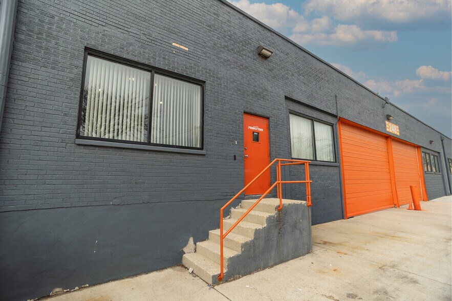 248 N Leavitt St, Chicago, IL à louer - Photo de l’immeuble – Image 3 sur 14