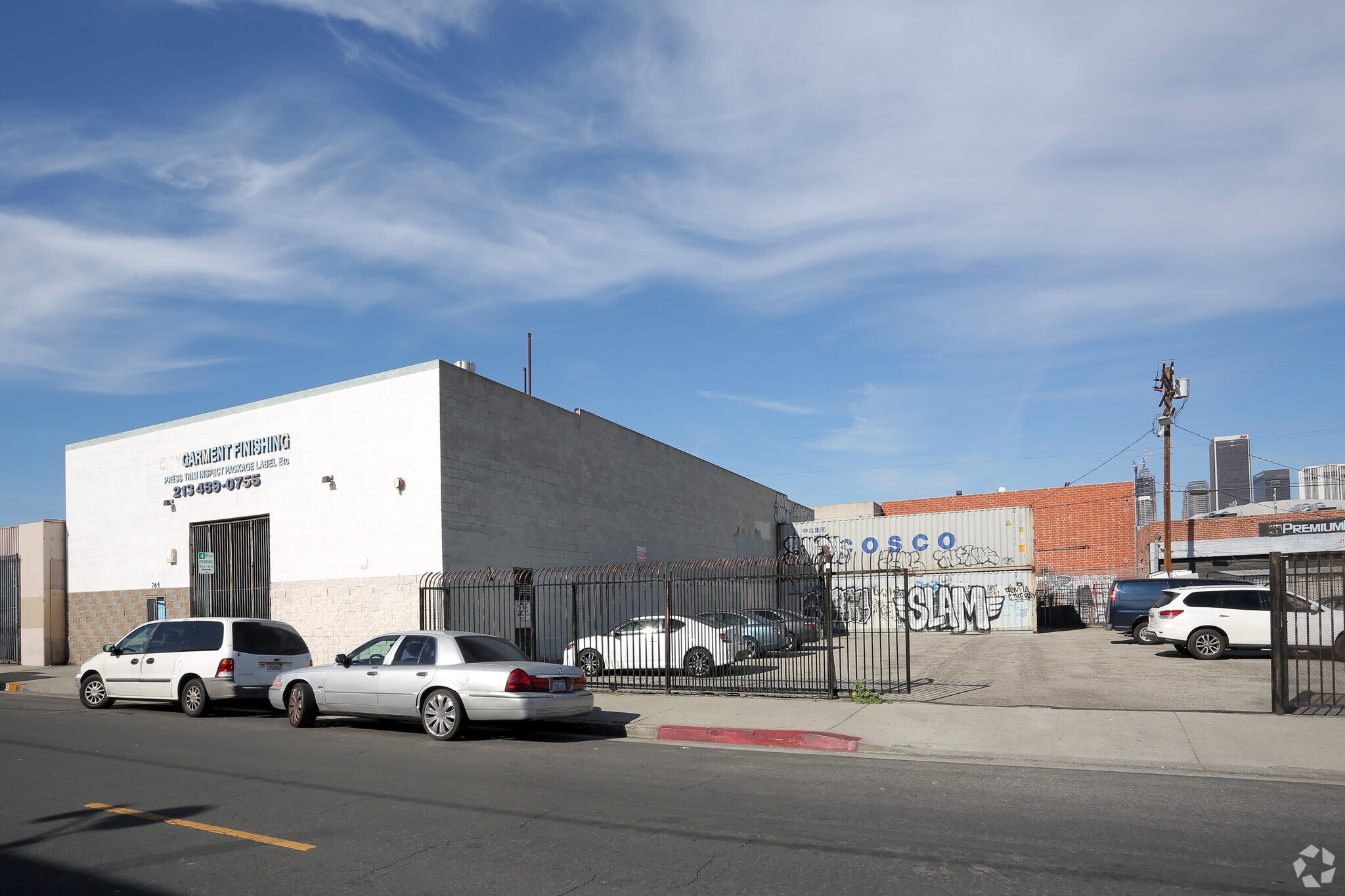 765 Stanford Ave, Los Angeles, CA à louer Photo principale– Image 1 sur 12