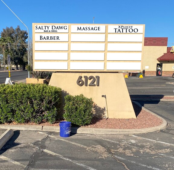 6121 E Broadway Blvd, Tucson, AZ à louer - Photo de l’immeuble – Image 2 sur 7