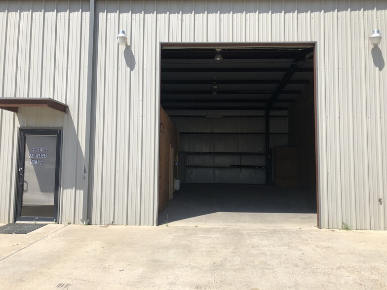 550 Bear Cat Rd, Aledo, TX à louer - Autre – Image 3 sur 13