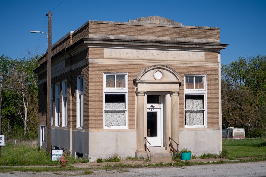 501 Webster St, Liberty, NE à vendre - Photo de l’immeuble – Image 2 sur 7