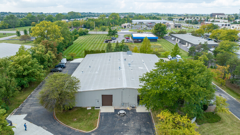 6145 Scherers Pl, Dublin, OH à louer - Photo de l’immeuble – Image 2 sur 8