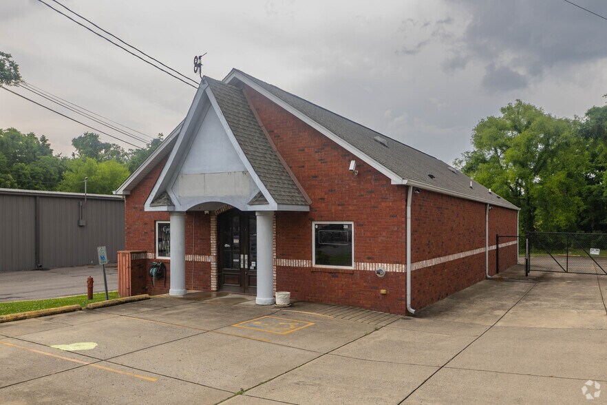 3610 Old Hickory Blvd, Lakewood, TN à louer - Photo de l’immeuble – Image 1 sur 6